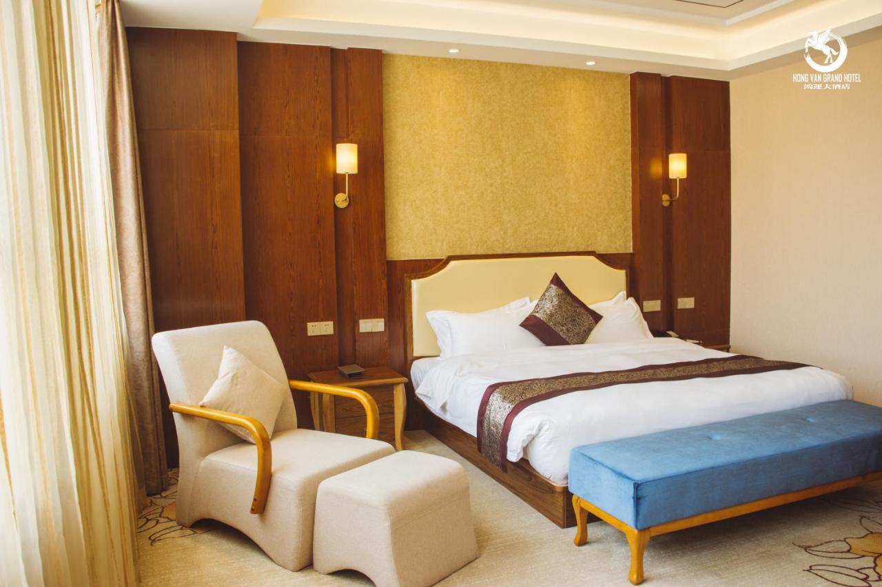 Hong Van Grand Hotel Mong Cai Exterior photo
